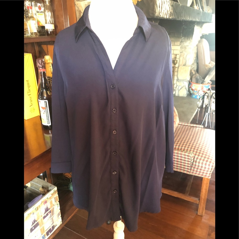 Navy button down blouse.